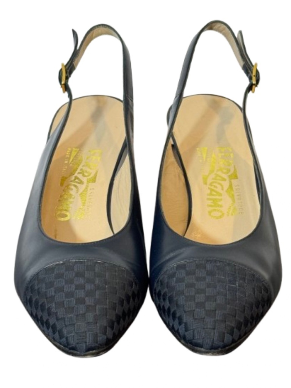 Womens Size 9.5 Salvatore Ferragamo Navy Slingback Kitten Heel w Quilted Cap Toe